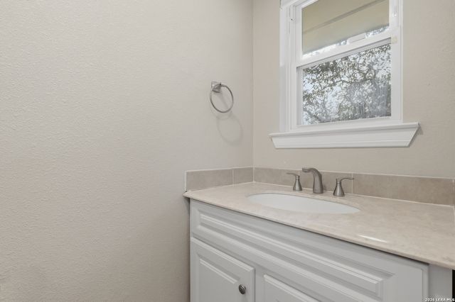 30511 Oakview, Bulverde, TX 78163