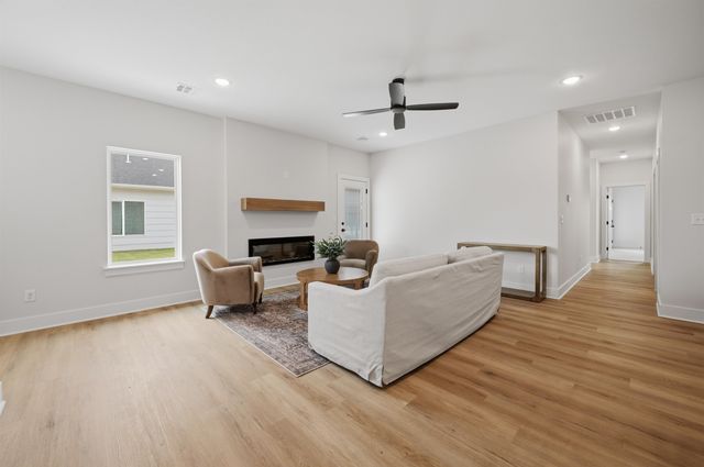 191-193 N Mendocino, Goddard, KS 67052
