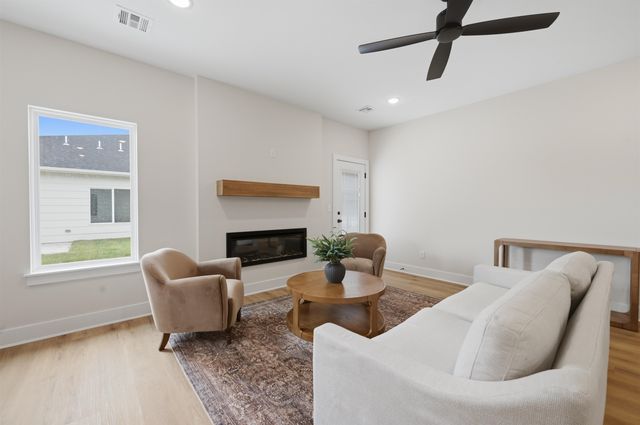 191-193 N Mendocino, Goddard, KS 67052