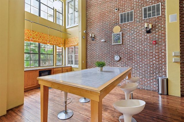 911 N ORANGE AVENUE 101, Orlando, FL 32801