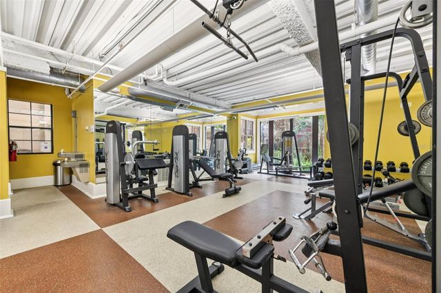 911 N ORANGE AVENUE 101, Orlando, FL 32801