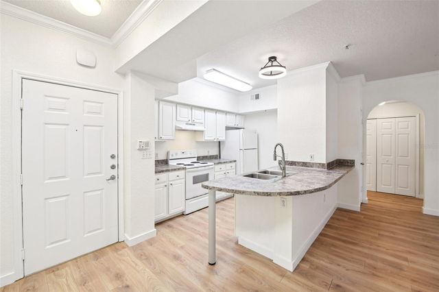 911 N ORANGE AVENUE 101, Orlando, FL 32801