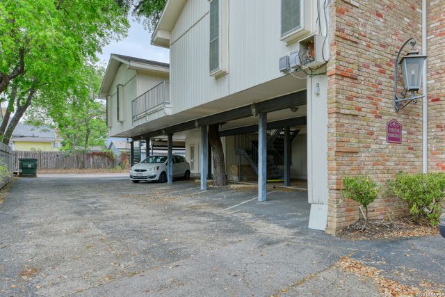 215 W Mistletoe, San Antonio, TX 78212