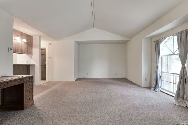 215 W Mistletoe, San Antonio, TX 78212