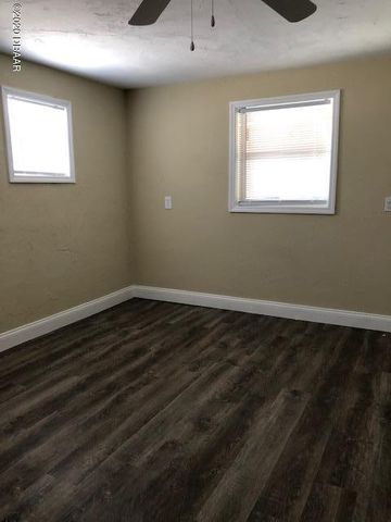 155 5th St Unit B, Holly Hill, FL 32117