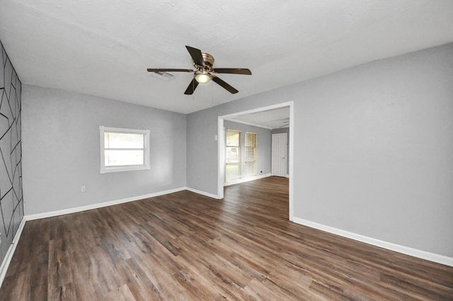 10614 Buffum Street, Houston, TX 77051