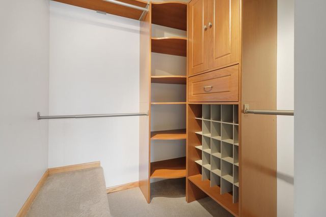 2230 Ranchview Lane N 96, Plymouth, MN 55447