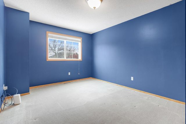 2230 Ranchview Lane N 96, Plymouth, MN 55447