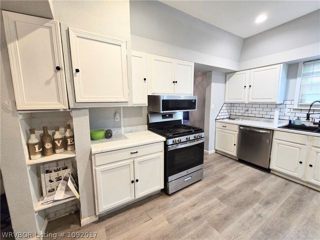 1505 S 12th Street, Fort Smith, AR 72901
