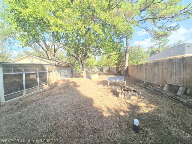 1505 S 12th Street, Fort Smith, AR 72901