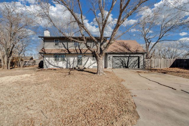 1410 Meeker Ct, Rose Hill, KS 67133