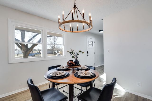 1410 Meeker Ct, Rose Hill, KS 67133