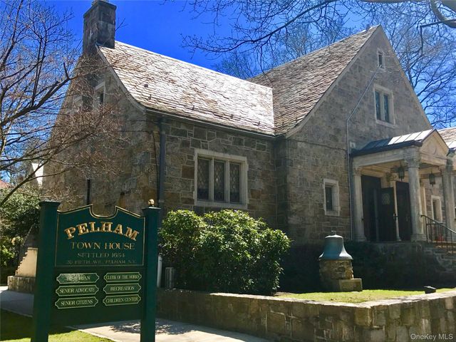 4810 Boston Post Road 4E, Pelham, NY 10803