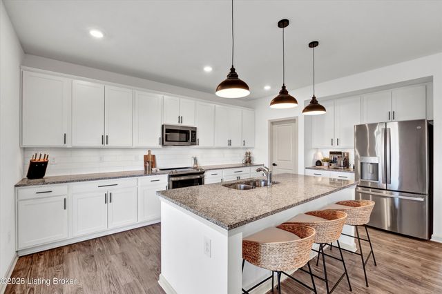 1018 Stratton Way, Shelbyville, KY 40065