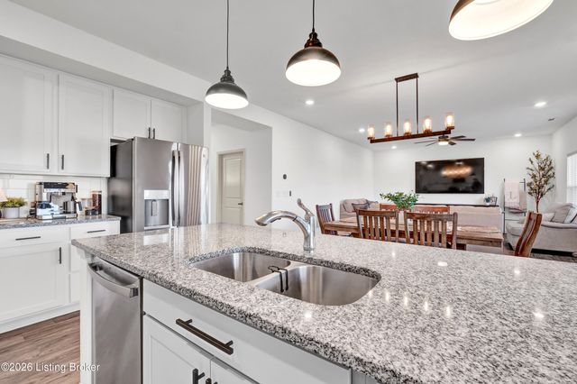 1018 Stratton Way, Shelbyville, KY 40065