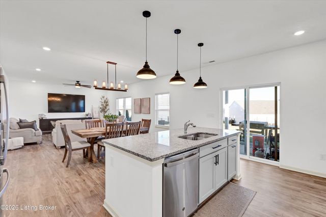 1018 Stratton Way, Shelbyville, KY 40065