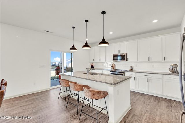 1018 Stratton Way, Shelbyville, KY 40065