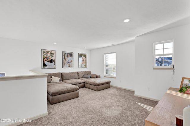 1018 Stratton Way, Shelbyville, KY 40065