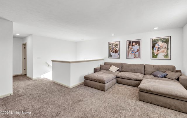 1018 Stratton Way, Shelbyville, KY 40065