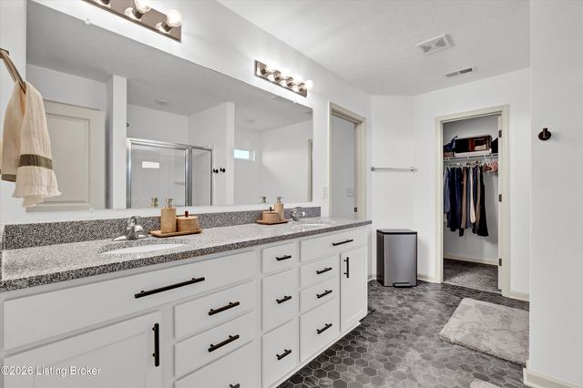 1018 Stratton Way, Shelbyville, KY 40065