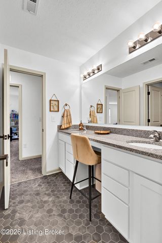 1018 Stratton Way, Shelbyville, KY 40065