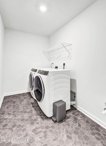 1018 Stratton Way, Shelbyville, KY 40065