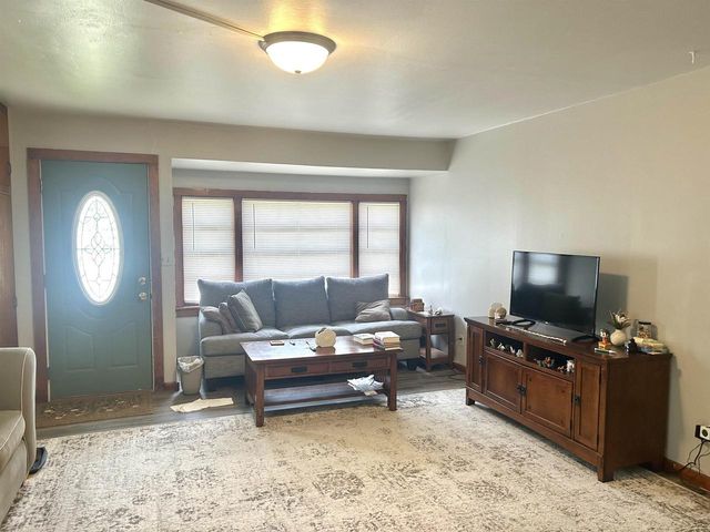 804 JOHN AVENUE, Oshkosh, WI 54901