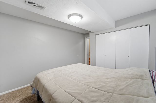 708 11th Avenue NW, Altoona, IA 50009