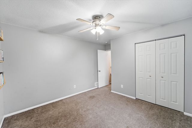 708 11th Avenue NW, Altoona, IA 50009