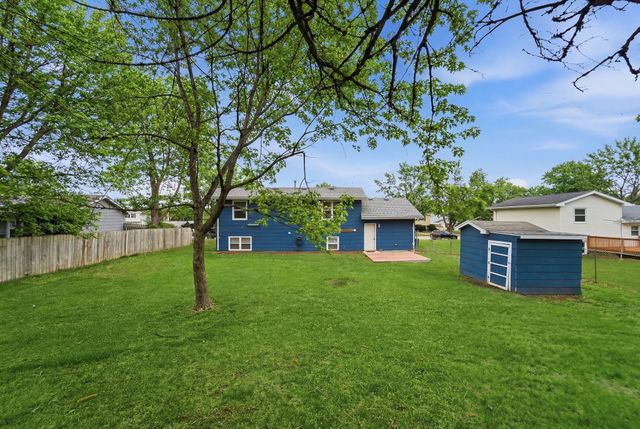 708 11th Avenue NW, Altoona, IA 50009