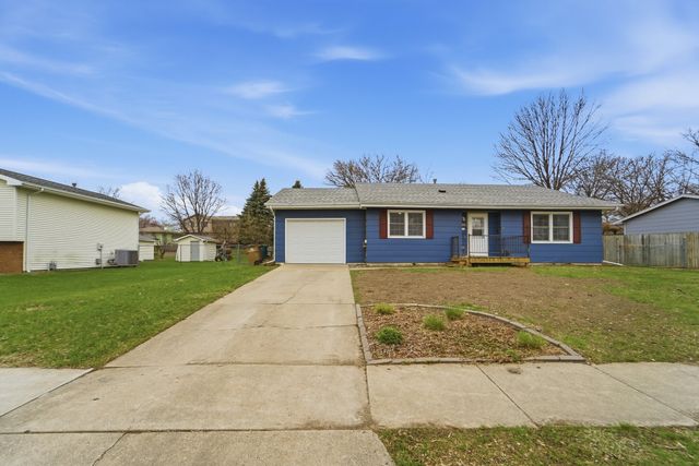 708 11th Avenue NW, Altoona, IA 50009
