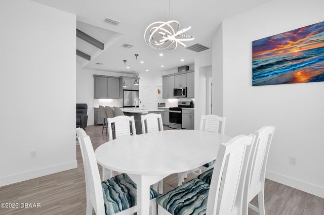 243 Hang Loose Way, Daytona Beach, FL 32124