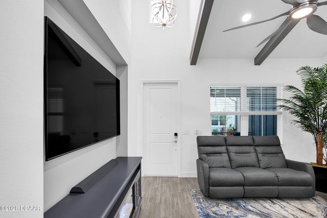 243 Hang Loose Way, Daytona Beach, FL 32124