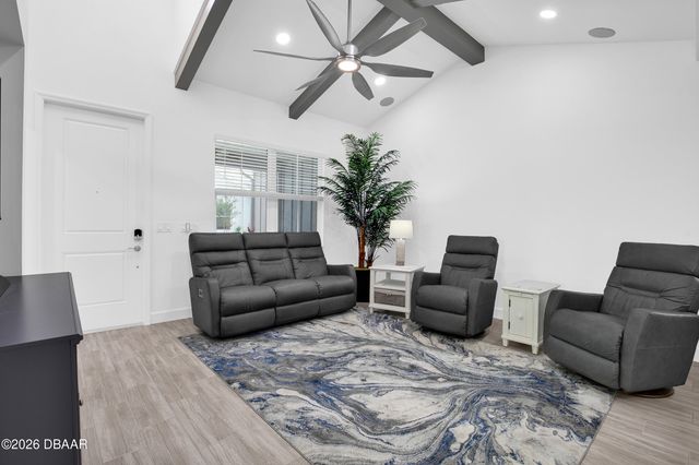 243 Hang Loose Way, Daytona Beach, FL 32124