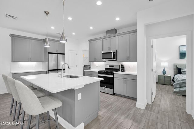 243 Hang Loose Way, Daytona Beach, FL 32124