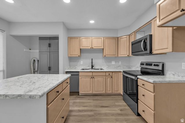 5951 S SULTAN CIR, Murray, UT 84107