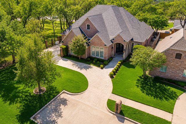 2726 Country Club Road, Pantego, TX 76013