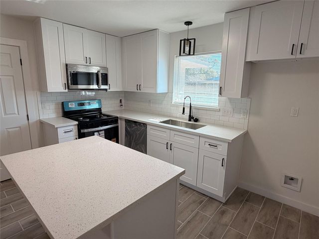 5842 Beldart Street, Houston, TX 77033