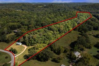 5147 Wiley Hollow Rd, Culleoka, TN 38451
