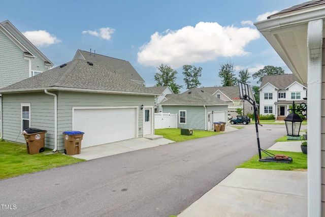 416 Windsboro Way, Wake Forest, NC 27587