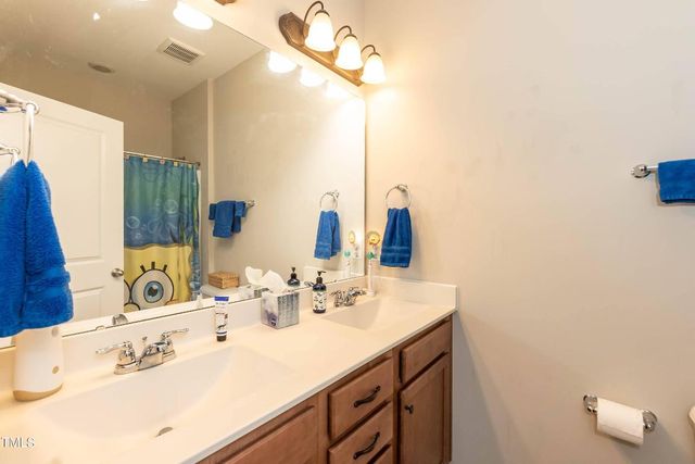 416 Windsboro Way, Wake Forest, NC 27587