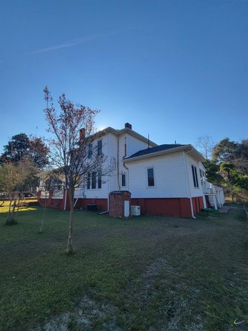 26 Merritt Street, Hawkinsville, GA 31036