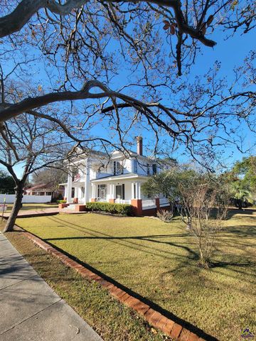 26 Merritt Street, Hawkinsville, GA 31036