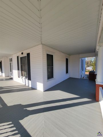 26 Merritt Street, Hawkinsville, GA 31036