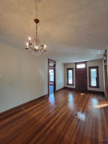 26 Merritt Street, Hawkinsville, GA 31036