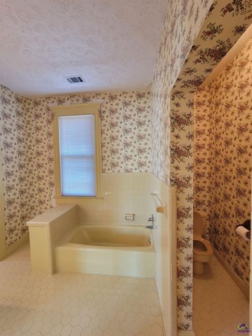 26 Merritt Street, Hawkinsville, GA 31036