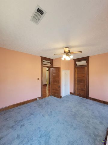 26 Merritt Street, Hawkinsville, GA 31036