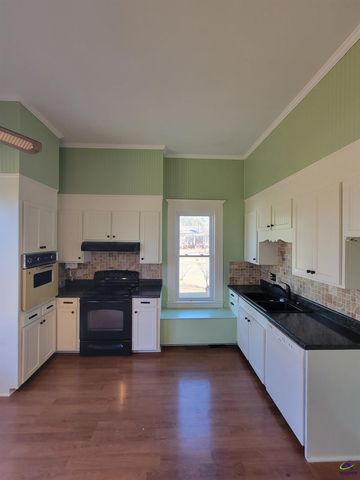 26 Merritt Street, Hawkinsville, GA 31036