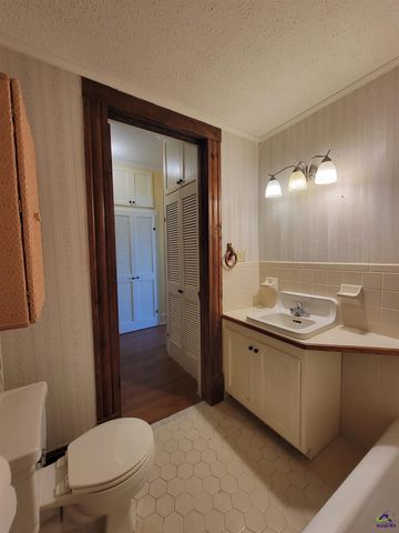 26 Merritt Street, Hawkinsville, GA 31036