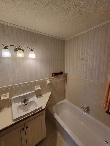 26 Merritt Street, Hawkinsville, GA 31036